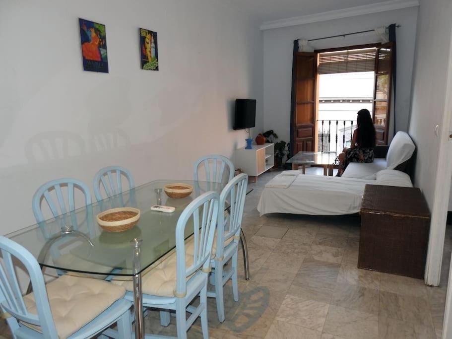 Apartamento En Sevilla Centro Con Vistas A La Plaza Alameda De Hercules - Hasta 6 Personas Buitenkant foto