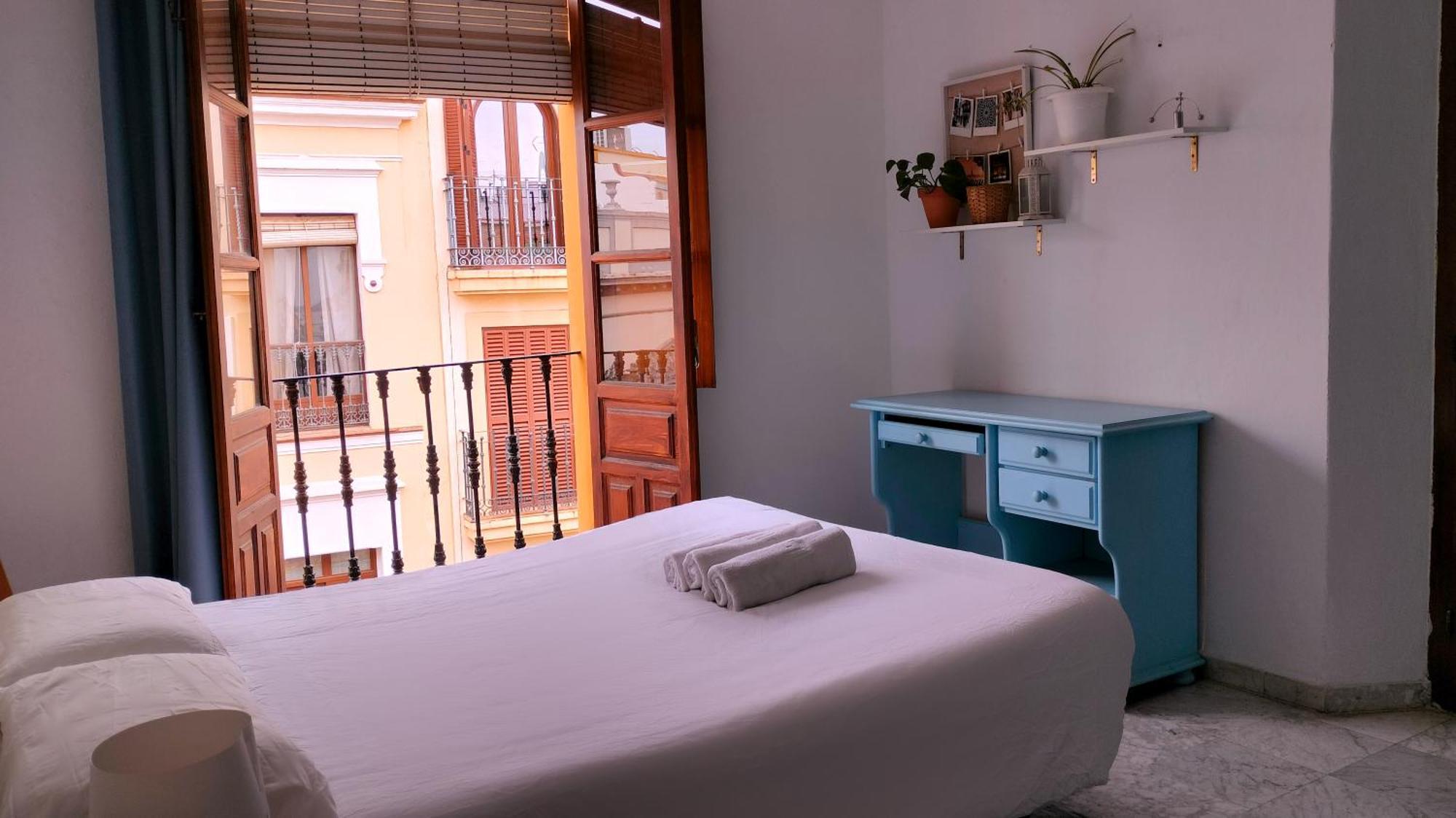 Apartamento En Sevilla Centro Con Vistas A La Plaza Alameda De Hercules - Hasta 6 Personas Buitenkant foto