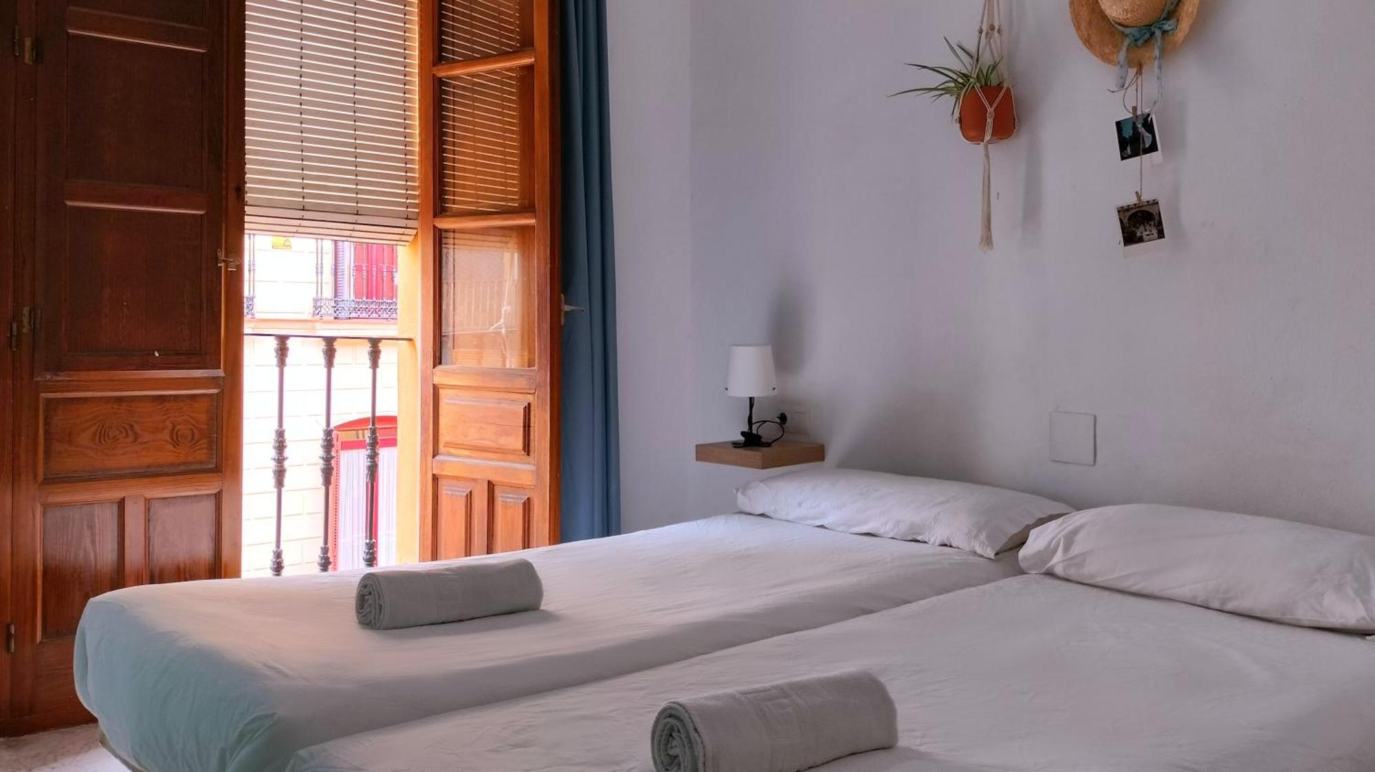 Apartamento En Sevilla Centro Con Vistas A La Plaza Alameda De Hercules - Hasta 6 Personas Buitenkant foto